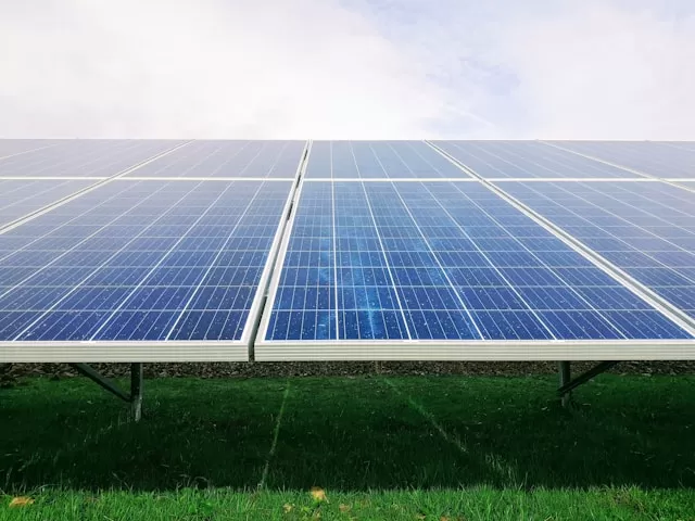 Prix pour installation de panneaux solaires à Coutras, Bordeaux, SUNALYA
