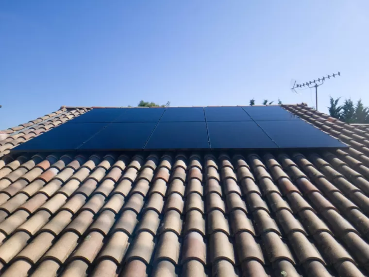 Prix pour installation et pose de panneaux solaires à Pauillac, Bordeaux, SUNALYA