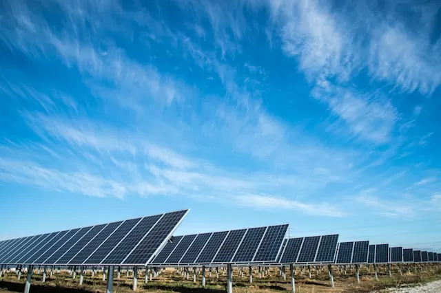 Panneaux solaires pas cher à Pauillac, Bordeaux, SUNALYA
